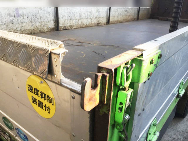 いすゞフォワードアルミブロック増トン（6t・8t）[写真02]