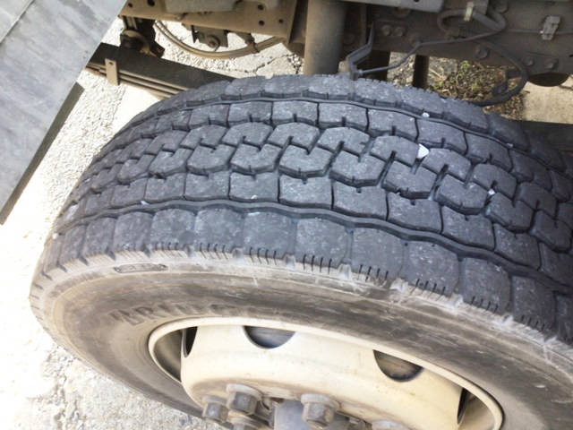 いすゞフォワードアルミブロック増トン（6t・8t）[写真07]