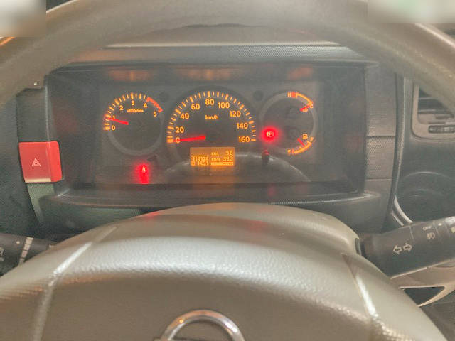 日産アトラス平ボディ小型（2t・3t）[写真20]