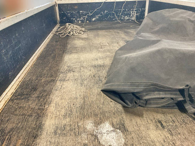 日産アトラス平ボディ小型（2t・3t）[写真06]