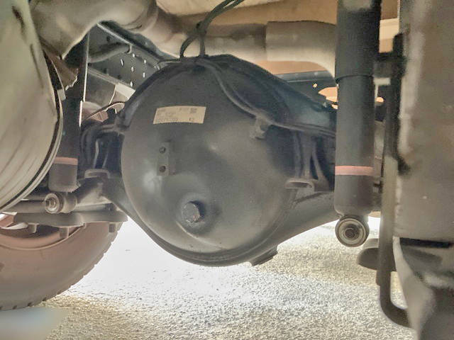 三菱ふそうキャンター平ボディ小型（2t・3t）[写真15]