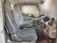 三菱ふそうキャンター平ボディ小型（2t・3t）[写真21]