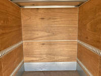 いすゞエルフアルミバン小型（2t・3t）[写真13]