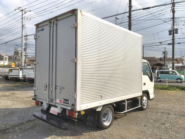 いすゞエルフアルミバン小型（2t・3t）[写真02]