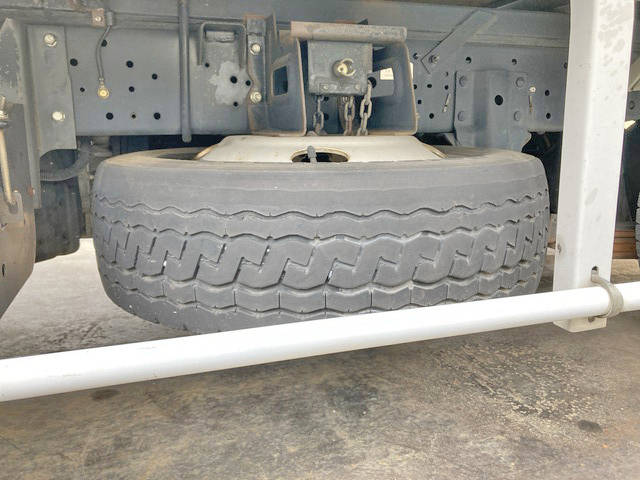 いすゞエルフアルミバン小型（2t・3t）[写真22]