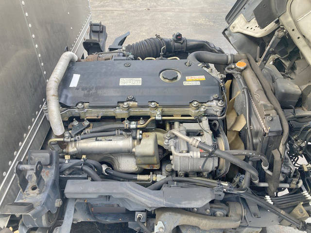 いすゞエルフアルミバン小型（2t・3t）[写真28]