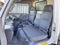 いすゞエルフアルミバン小型（2t・3t）[写真33]