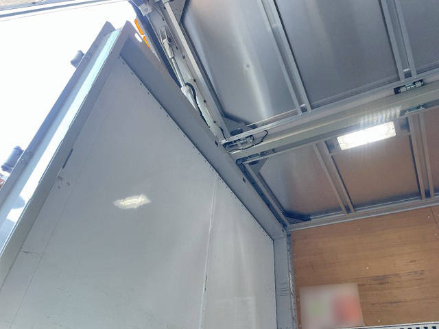 日野レンジャーアルミウイング中型（4t）[写真12]