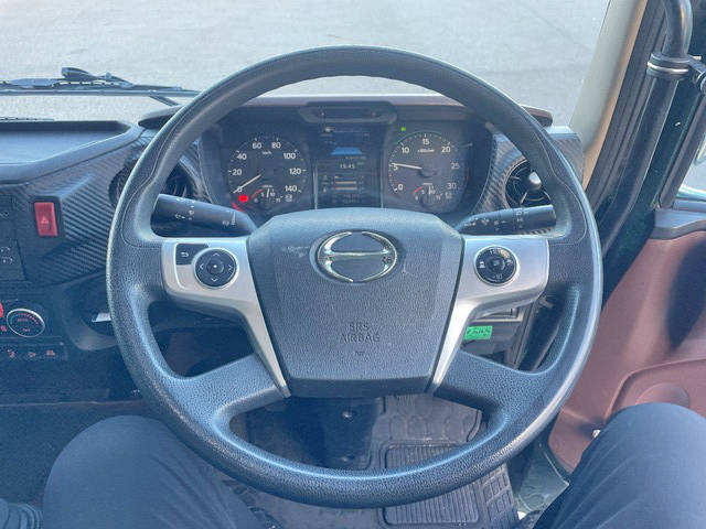 日野レンジャーアルミウイング中型（4t）[写真34]