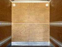 いすゞエルフアルミバン小型（2t・3t）[写真15]