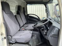 いすゞエルフアルミバン小型（2t・3t）[写真29]