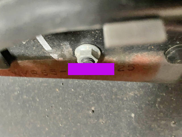 いすゞエルフ平ボディ小型（2t・3t）[写真23]