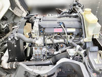 三菱ふそうキャンターアルミバン小型（2t・3t）[写真16]