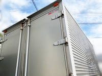 三菱ふそうキャンターアルミバン小型（2t・3t）[写真04]