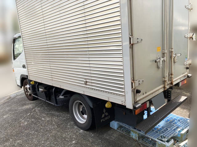 三菱ふそうキャンターアルミバン小型（2t・3t）[写真05]
