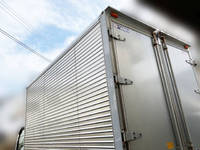 三菱ふそうキャンターアルミバン小型（2t・3t）[写真06]