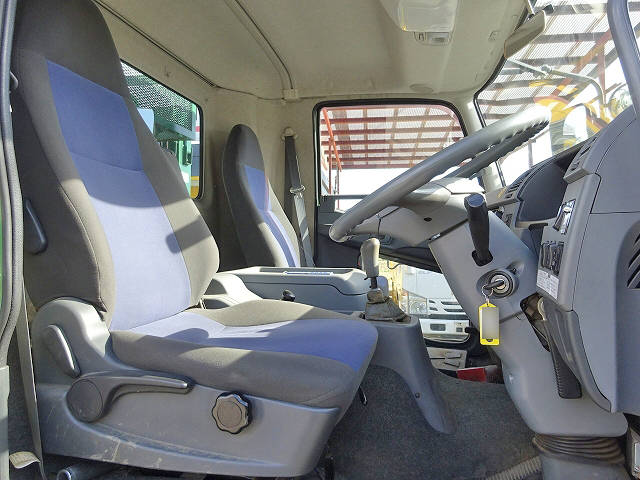 三菱ふそうファイターセルフローダー増トン（6t・8t）[写真23]