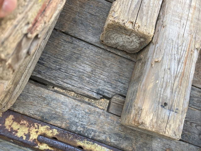 いすゞフォワードクレーン4段増トン（6t・8t）[写真11]