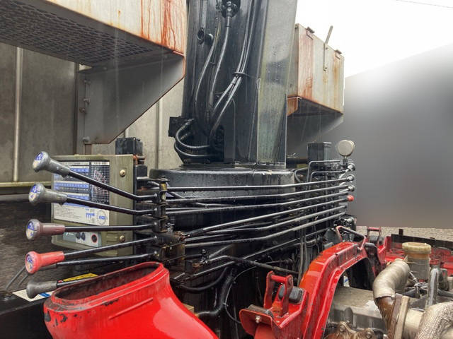 いすゞフォワードクレーン4段増トン（6t・8t）[写真14]