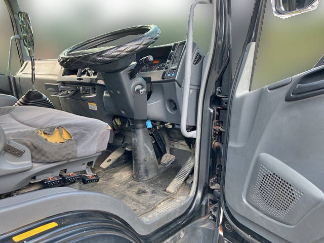 いすゞフォワードクレーン4段増トン（6t・8t）[写真27]