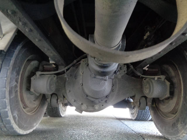 いすゞギガセルフローダー大型（10t）[写真20]