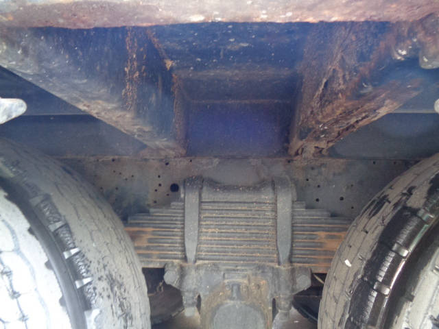 いすゞギガセルフローダー大型（10t）[写真32]