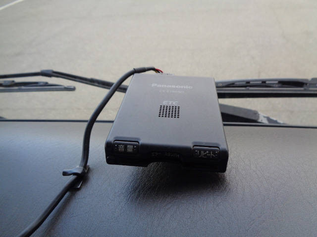 いすゞギガセルフローダー大型（10t）[写真37]