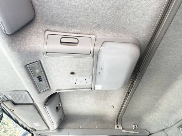 三菱ふそうスーパーグレートダンプ大型（10t）[写真27]