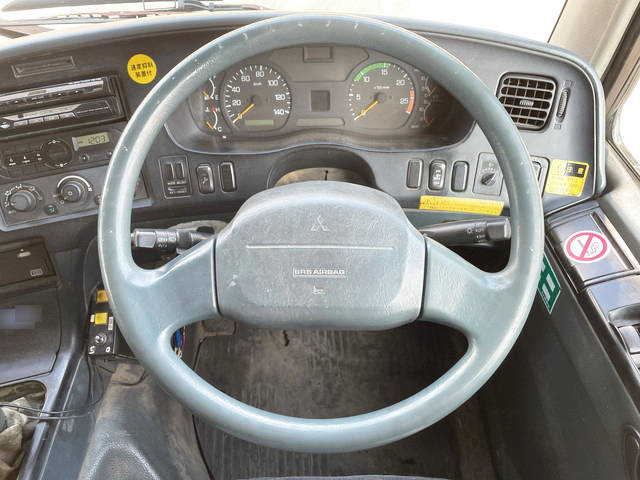 三菱ふそうスーパーグレートダンプ大型（10t）[写真32]