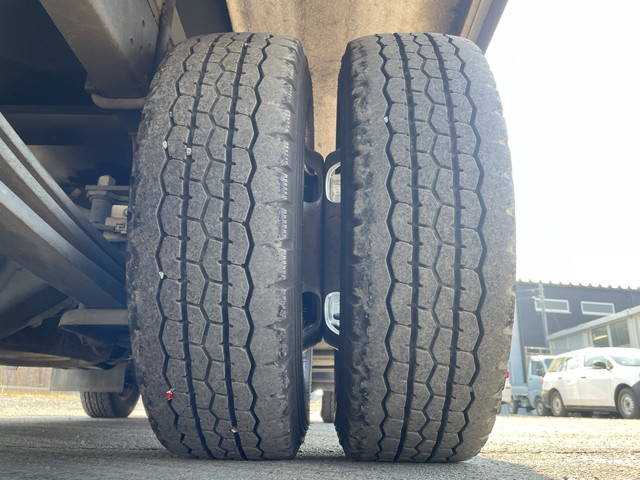 いすゞエルフ冷凍車（冷蔵車）小型（2t・3t）[写真21]