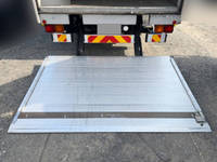 いすゞフォワードアルミウイング中型（4t）[写真15]