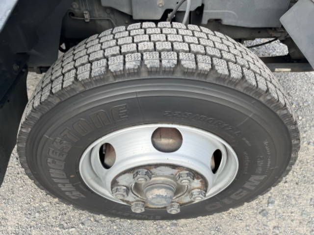 いすゞフォワードアルミウイング中型（4t）[写真20]