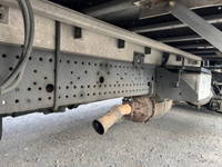 いすゞフォワードアルミウイング中型（4t）[写真22]