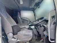 いすゞフォワードアルミウイング中型（4t）[写真28]