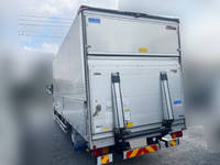 いすゞフォワードアルミウイング中型（4t）[写真04]