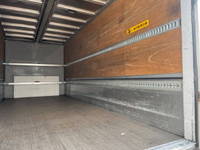 いすゞフォワードアルミウイング中型（4t）[写真09]