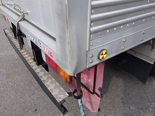 トヨタトヨエースアルミバン小型（2t・3t）[写真10]