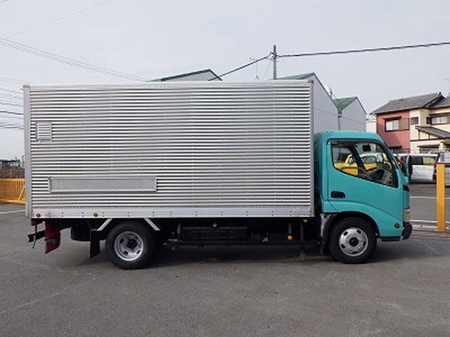 トヨタトヨエースアルミバン小型（2t・3t）[写真11]
