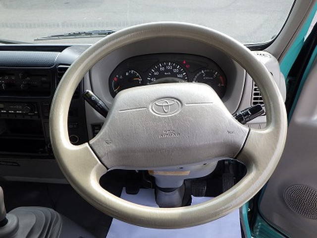 トヨタトヨエースアルミバン小型（2t・3t）[写真22]