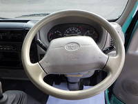 トヨタトヨエースアルミバン小型（2t・3t）[写真22]