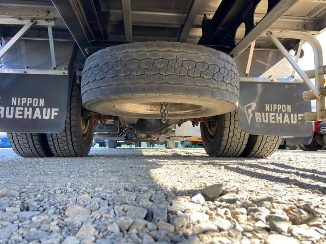 いすゞフォワード冷蔵冷凍ウイング増トン（6t・8t）[写真37]