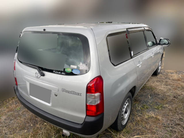 トヨタその他の車種バン小型（2t・3t）[写真02]
