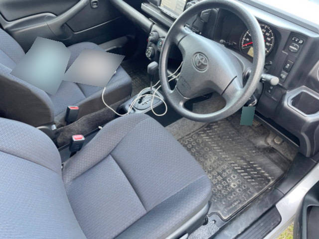 トヨタその他の車種バン小型（2t・3t）[写真06]