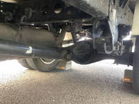 トヨタトヨエース平ボディ小型（2t・3t）[写真13]