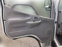 トヨタトヨエース平ボディ小型（2t・3t）[写真19]