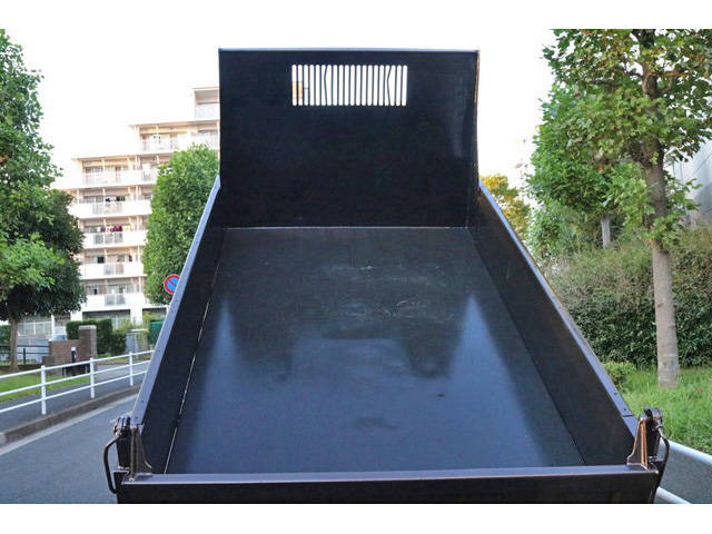 三菱ふそうキャンターダンプ小型（2t・3t）[写真18]