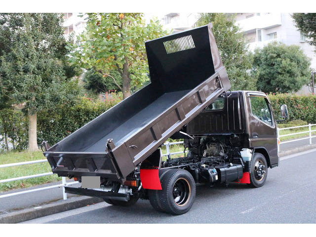 三菱ふそうキャンターダンプ小型（2t・3t）[写真03]