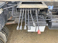 三菱ふそうファイタートラッククレーン中型（4t）[写真15]