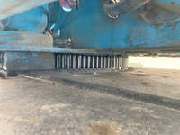 三菱ふそうファイタートラッククレーン中型（4t）[写真17]