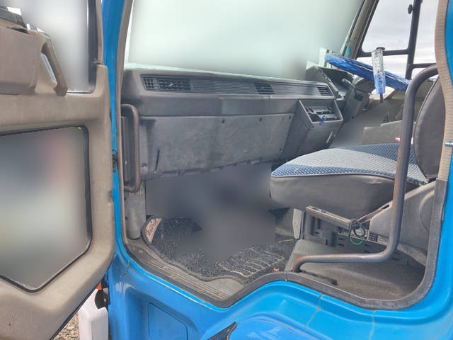 三菱ふそうファイタートラッククレーン中型（4t）[写真29]